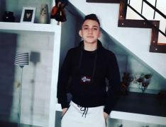 Mesajul postat pe Facebook de Alex Ştefan Rusu, cu puţin timp înainte de tragedie. Prietenii fotbalistului care a sfârşit la doar 16 ani sunt în stare de şoc