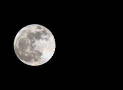 Eclipsa de luna 2018. Când va avea loc fenomenul numit şi Superluna Albastră