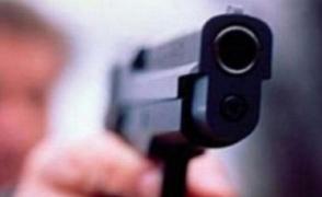 Răsturnare de situaţie în cazul poliţistului din Olt împuşcat în cap! Cea care a tras cu arma a fost, de fapt, iubita tânărului