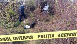 Descoperire şocantă în Neamţ! O femeie dispărută de şase zile a fost găsită spânzurată, într-o poziţie bizară. Anchetatorii nu exclud un posibil asasinat