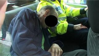 Incident incredibil la Sibiu. Şofer reţinut după ce a fost prins de 4 ori beat mort şi fără permis la volan