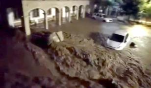 Natura s-a dezlănţuit în Spania. Cinci morţi şi zeci de dispăruţi din cauza unor inundaţii (Video)