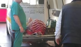Pacientă transportată în condiţii inumane la Spitalul Judeţean Alba Iulia
