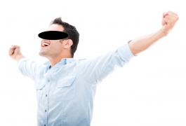 Judecătorii l-au trimis acasă pe Alexandru, minorul care și-a omorât prietenul cu 11 lovituri de cuțit. Familia decedatului, perplexă