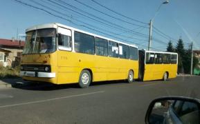 Autobuz rupt în mers la Ploieşti
