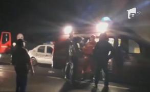 Pompieri intervin la un accident rutier