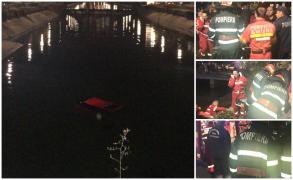 Maşină căzută în râul Dâmboviţa din Bucureşti. Tânără transportată de urgenţă la spital (Video)