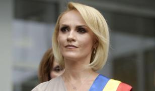 Gabriela Firea: 80% dintre maşinile din Bucureşti, cu o singură persoană