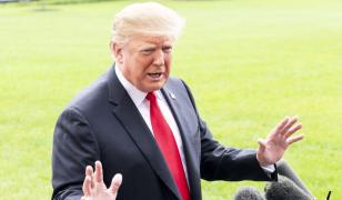 Donald Trump ameninţă că va mobiliza armata la graniţa cu Mexic