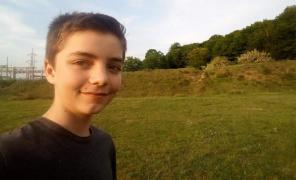 Băieţelul dispărut în Piteşti, filmat de camerele de supraveghere. Teodor a plecat spre şcoală şi nu s-a mai întors