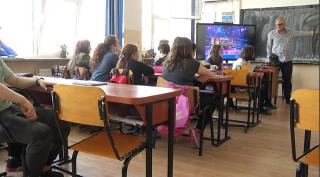 Peste 4000 de posturi din invatamant, desfiintate de inspectorate