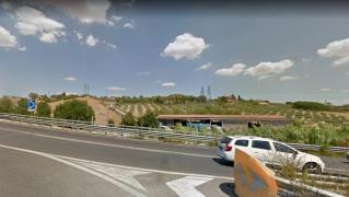 Un tânăr român a vrut să se arunce cu mașina de pe pod, în Italia, din cauza jocurilor de noroc