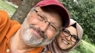 Selfie făcut de Jamal Khashoggi cu logodnica sa Hatice Cengiz