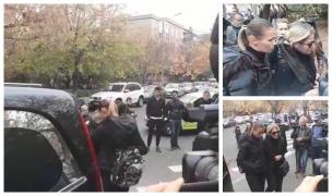 Fetele lui Ilie Balaci au ajuns la Craiova, îndurerate şi înlăcrimate de moartea bruscă a tatălui lor