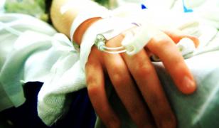 Focar de meningită la o grădiniţă din Suceava. Mai mulţi copii au ajuns de urgenţă la spital