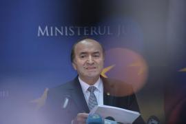 A fost publicat raportul prin care e declanșată procedura de revocare a lui Augustin Lazăr