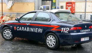 Un român din Italia şi-a împuşcat iubita de 23 de ani pe stradă şi a sunat la 112