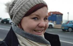 Un tânăr şofer român de TIR, 26 de ani, a recunoscut că a ucis o tânără, pe un drum din Anglia