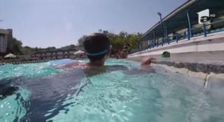 Peste 1.000 de copii care practică înotul se antrenează în aer liber, în frig, după ce bazinul de la Lia Manoliu a fost închis din cauza unui şoarece