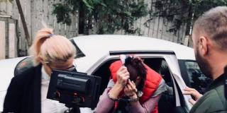 Răsturnare de situaţie în cazul crimei din Lanurile. Femeia acuzată că şi-a tranşat soţul poliţist a fost eliberată