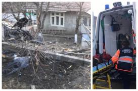 Accident pentru un suc, cu 2 tineri care mai aveau puţin şi decolau spre Bârlad. Maşina a zburat peste o casă, a căzut în alta