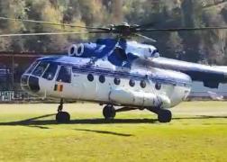 Viorica Dăncilă, protagonista unui moment "dureros": Premierul se lovește cu capul de elicopter (Video)