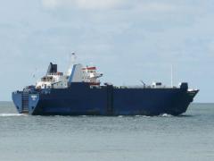 Nava Nivin în largul mării