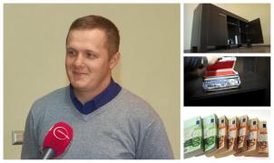 El este tânărul care a returnat suma uriaşă găsită în mobila abia cumpărată