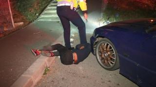 Un adolescent a fost reţinut la Craiova, cu focuri de armă