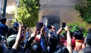 Cei doi oameni au fost arși de vii de mulțimea furioasă, iar execuția a fost live pe Facebook