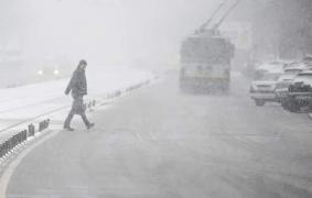 Meteorologii au emis o informare potrivit căreia, începând de vineri dimineaţa şi până duminică la prânz, vremea va fi rece în toată ţara