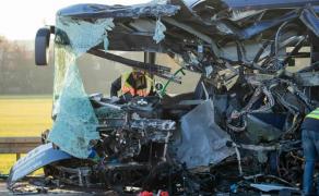 Poliţia nu cunoaşte deocamdată cauzele acciedentului