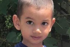 A dispărut un băieţel de 3 ani, poliţia şi familia cer ajutorul de urgenţă