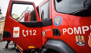 Studenţi de la UPG Ploieşti, evacuaţi de urgenţă din cauza unui gaz iritant