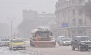Cod galben de viscol şi ninsoare în Bucureşti