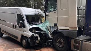 Unul dintre şoferii implicaţi a fost luat cu elicopterul