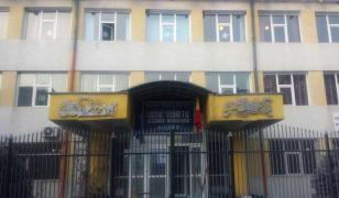 Elev al Liceului 'Alexandru Marghiloman' din Buzău, ţinut la poarta liceului pentru că a întârziat