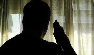 Un bărbat din Crevedia şi-a pus capăt zilelor după ce a sunat la 112