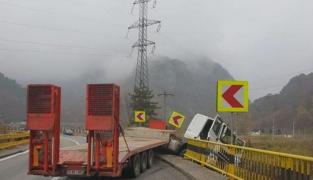 Accidentul a avut loc pe Centura Călimănești, pe DN7 CC