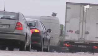 Trafic îngreunat în urma unui accident