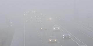 Alertă meteo cu efect imediat. 7 județe învăluite într-o ceață densă și polei