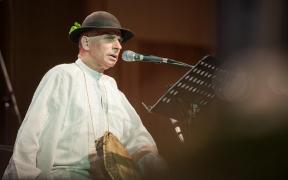 Grigore Leșe, scandal monstru pe scenă: "Credeți că vă trageți de șireturi cu cine vreți? Am plecat. Gata!" (Video)