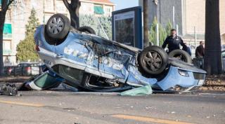 Fotbaliştii au intrat direct în maşina poliţiei