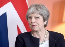 Leadershipul premierului conservator britanic Theresa May este contestat printr-o moţiune de cenzură internă
