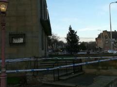 Tată mort după ce a căzut din bradul de Crăciun al orașului chiar în ziua în care fiica sa a născut