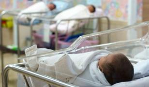 Zeci de angajaţi ai Maternităţii Giuleşti sunt infectaţi cu stafilococ auriu