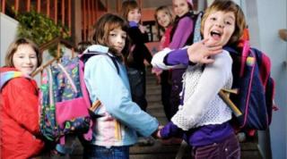 Şcolarii vor sta acasă 23 de zile