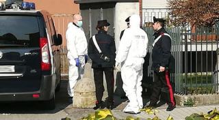 Un român şi-a bătut iubita cu antena parabolică până a omorât-o, după ce a prins-o cu amantul în pat. Mateiu va sta 30 de ani după gratii