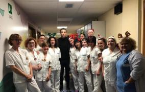 Cristiano Ronaldo a vizitat cu iubita sa un spital din Torino