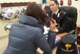 O româncă din Treviso ademenea bărbați, apoi punea câinii pe ei, doi pitbulli. A făcut o avere